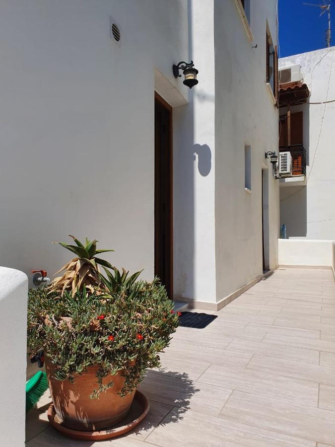 Mevi Apartments Naxos City 外观 照片